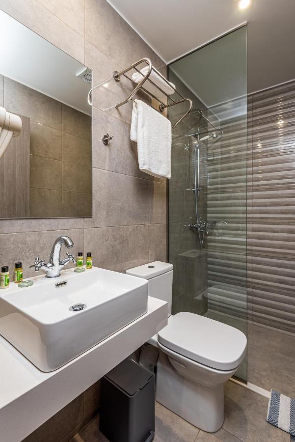 Sisi Breeze Hotel Luaran gambar