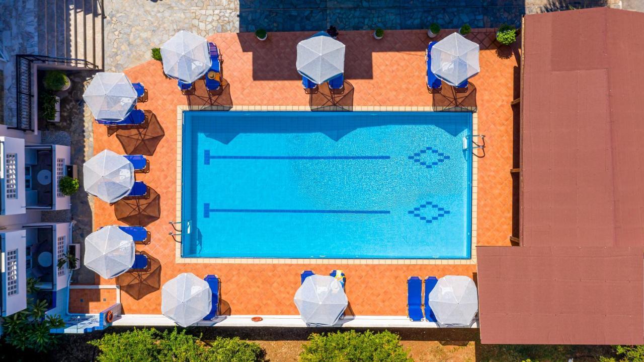 Sisi Breeze Hotel Luaran gambar