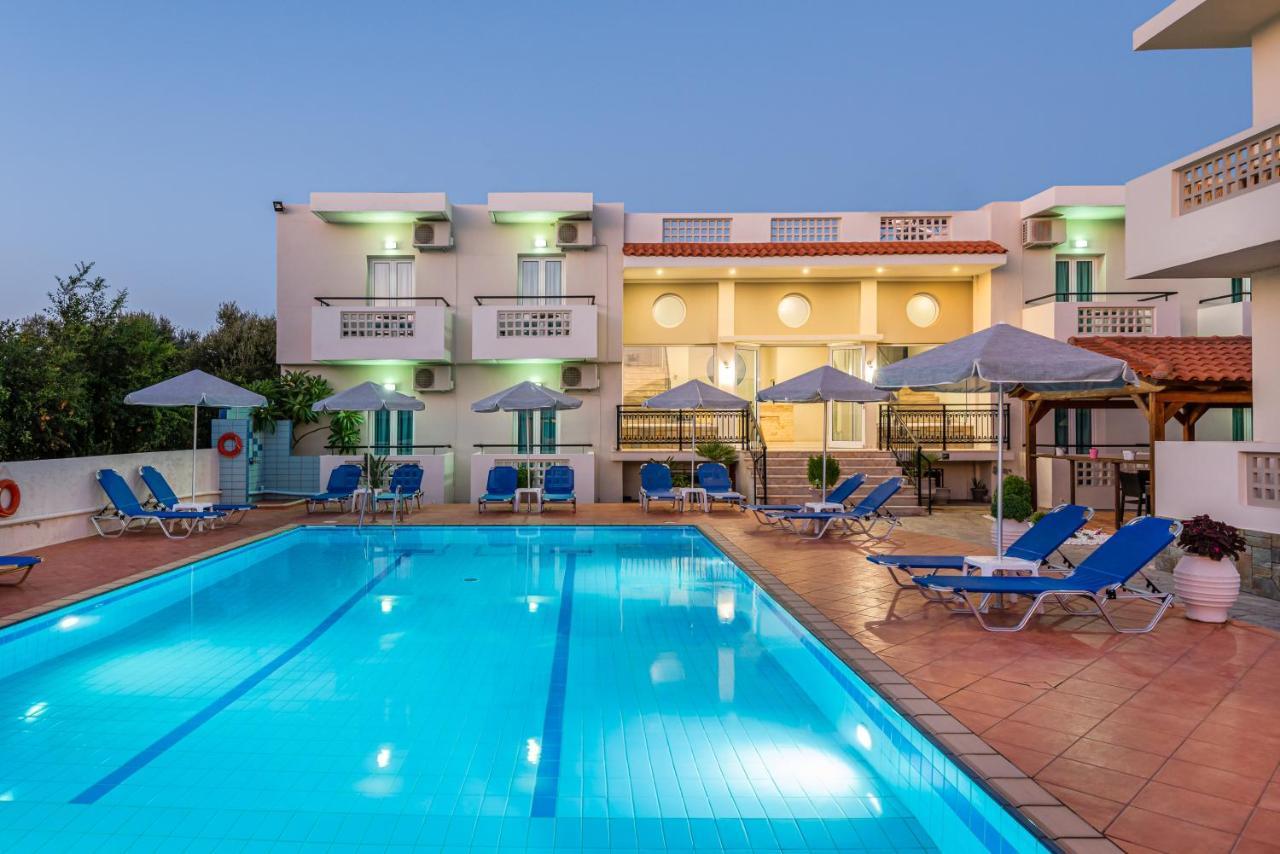 Sisi Breeze Hotel Luaran gambar