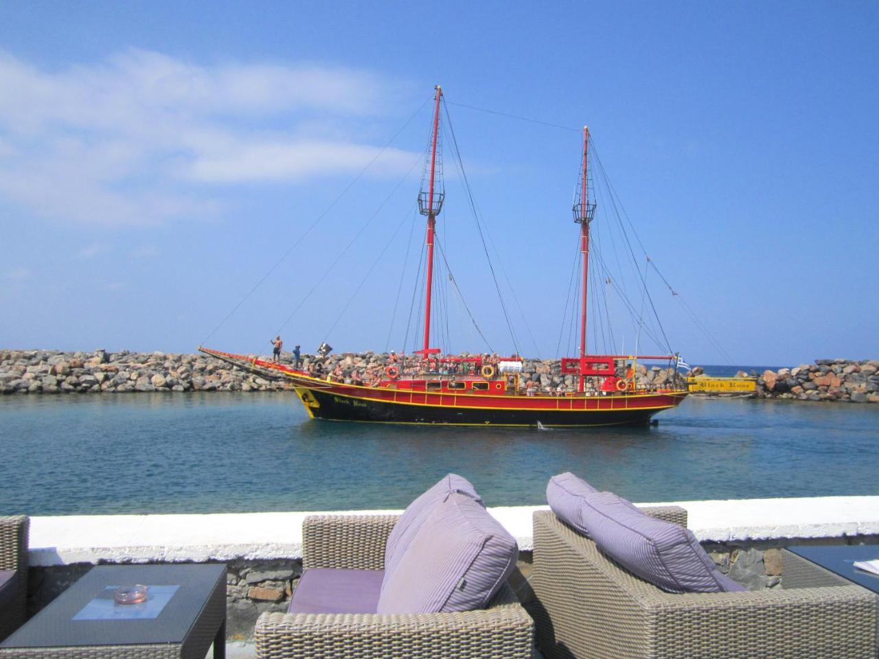 Sisi Breeze Hotel Luaran gambar